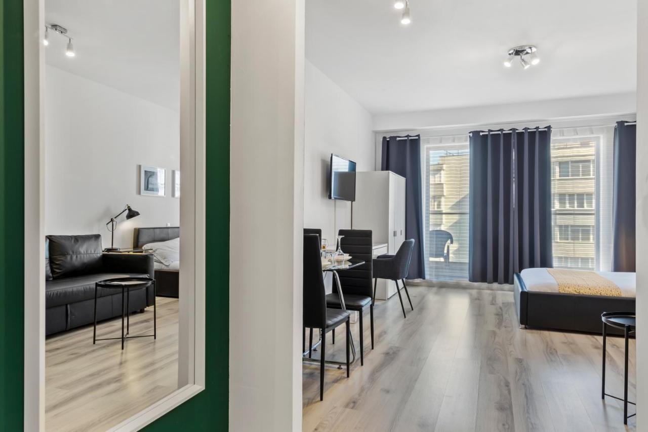 Aquarius: Upscale Flat In The Heart Of Bucharest! Leilighet Eksteriør bilde