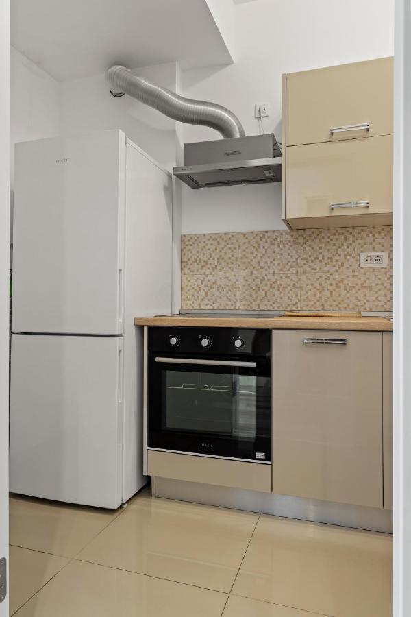 Aquarius: Upscale Flat In The Heart Of Bucharest! Leilighet Eksteriør bilde
