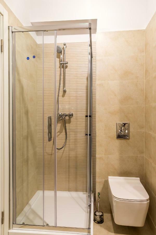Aquarius: Upscale Flat In The Heart Of Bucharest! Leilighet Eksteriør bilde